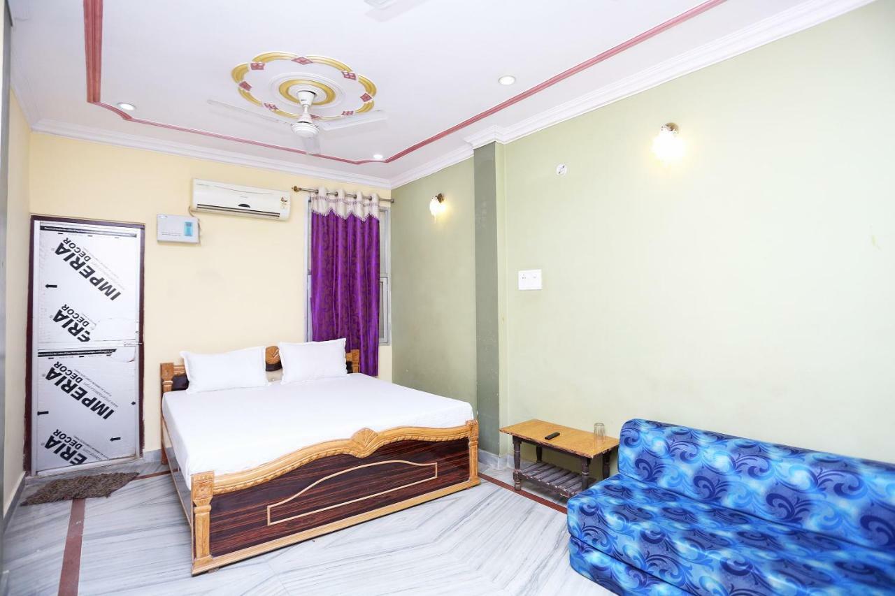 Spot On 45585 Hotel Aakash Ganga Varanasi Eksteriør bilde